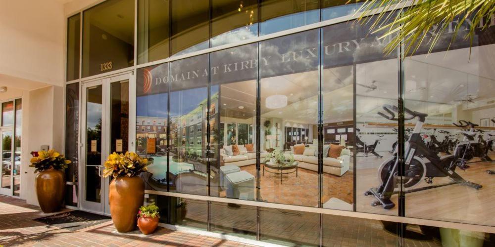 Gorgeous Furnished Apartments Near Texas Medical Center & Nrg Stadium ฮูสตัน ภายนอก รูปภาพ